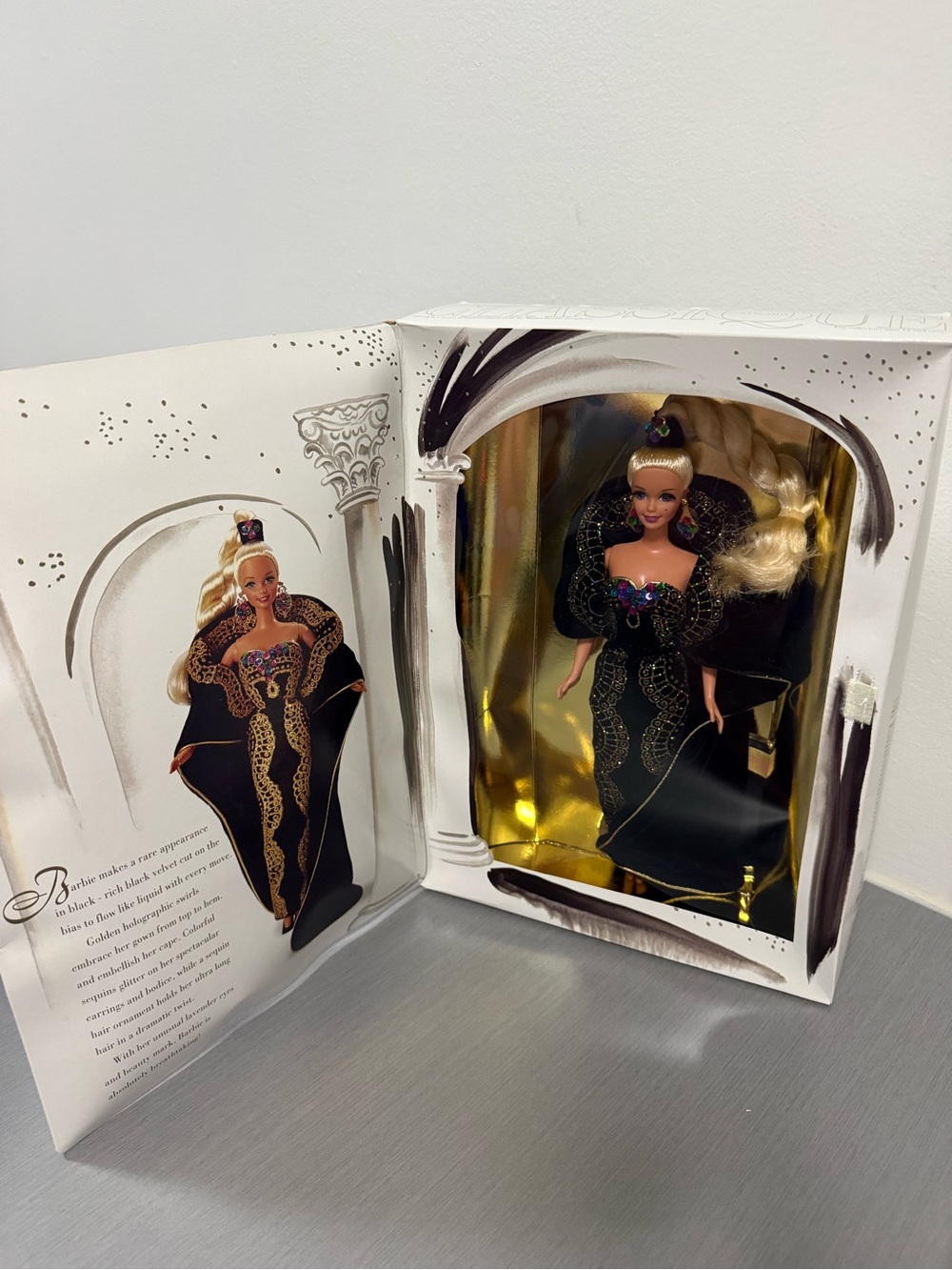 Vintage 1995 Classique Collection Midnight Gala Barbie Doll, New & Damaged Box